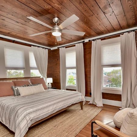 Coastal Craftsman- Walk To Beach & Pleasure Pier- As Seen On 'Restoring Galveston' Eksteriør billede