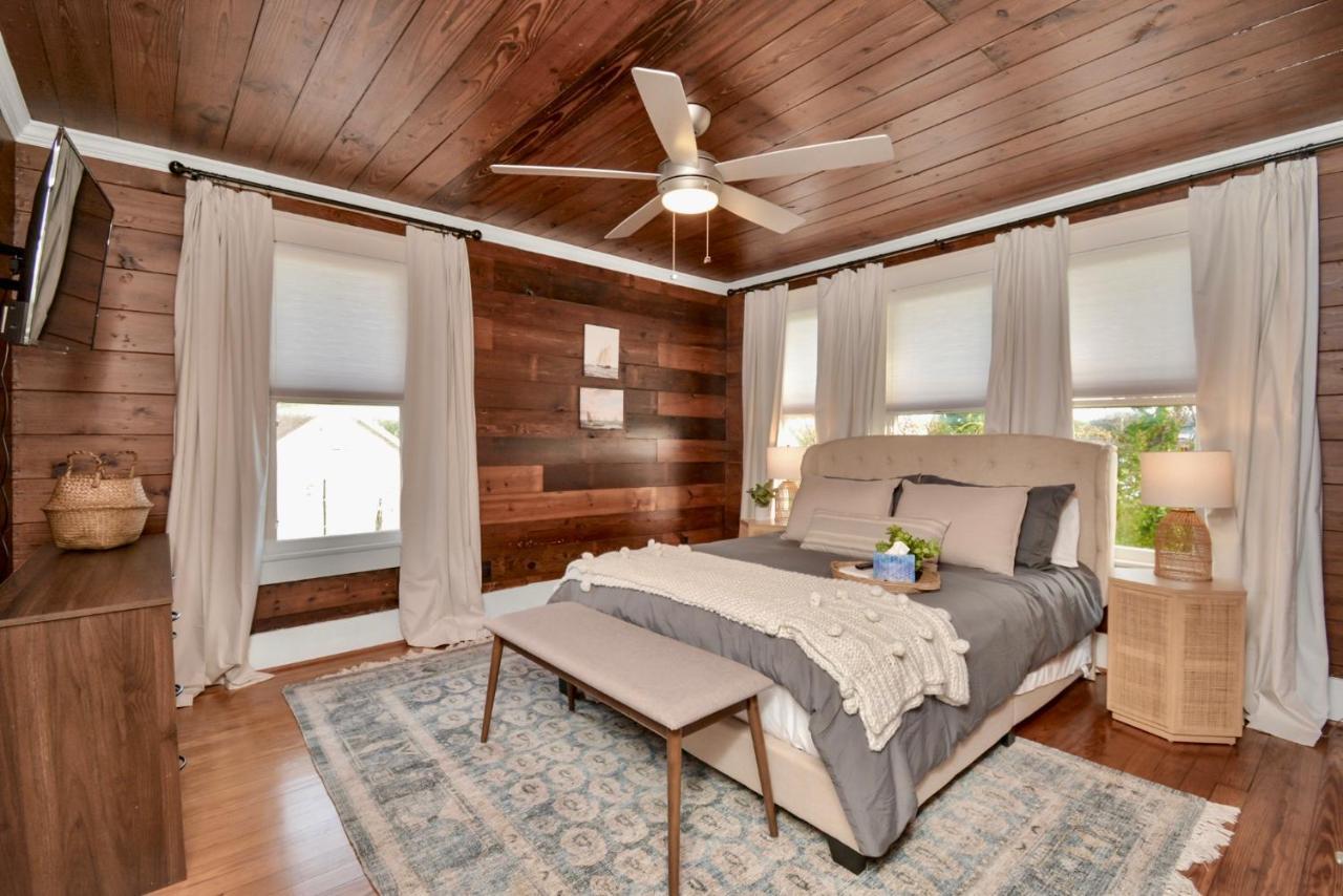 Coastal Craftsman- Walk To Beach & Pleasure Pier- As Seen On 'Restoring Galveston' Eksteriør billede