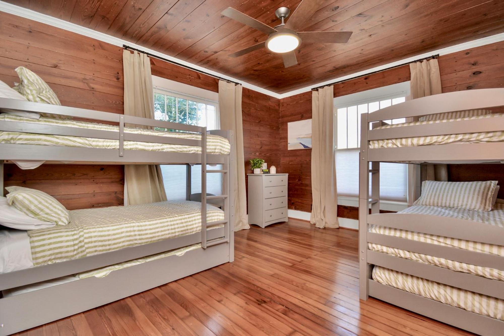 Coastal Craftsman- Walk To Beach & Pleasure Pier- As Seen On 'Restoring Galveston' Eksteriør billede